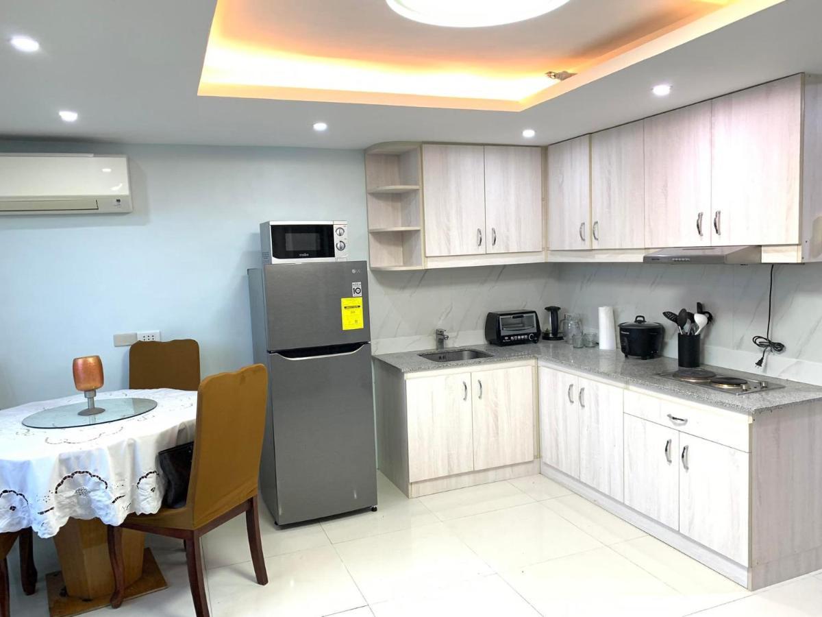 2 Bedroom Condo Unit With City And Mountain View Cebu Exterior photo